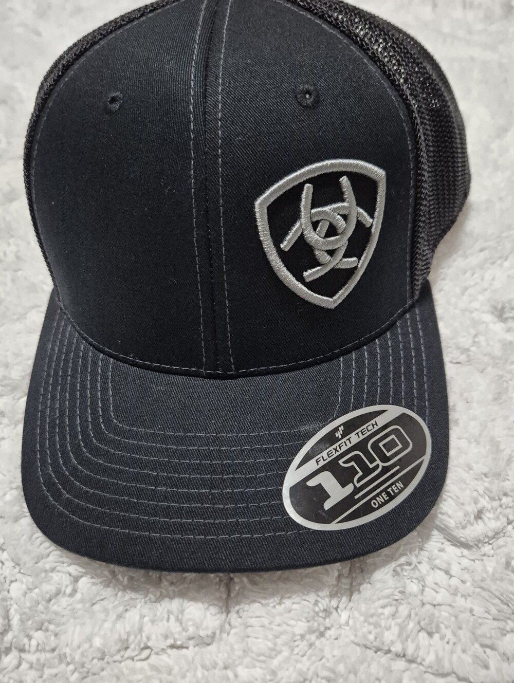 Ariat Black Mesh Back Flexfit Cap with Silver Logo
